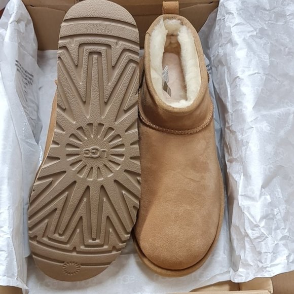 UGG Classic Ultra Mini Women's Ankle Boot - Picture 10 of 11